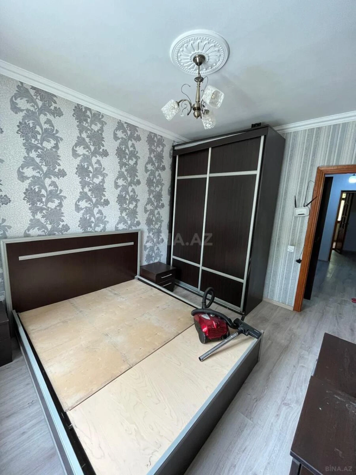 Kirayə verilir 2 otaqlı mənzil 70 m²