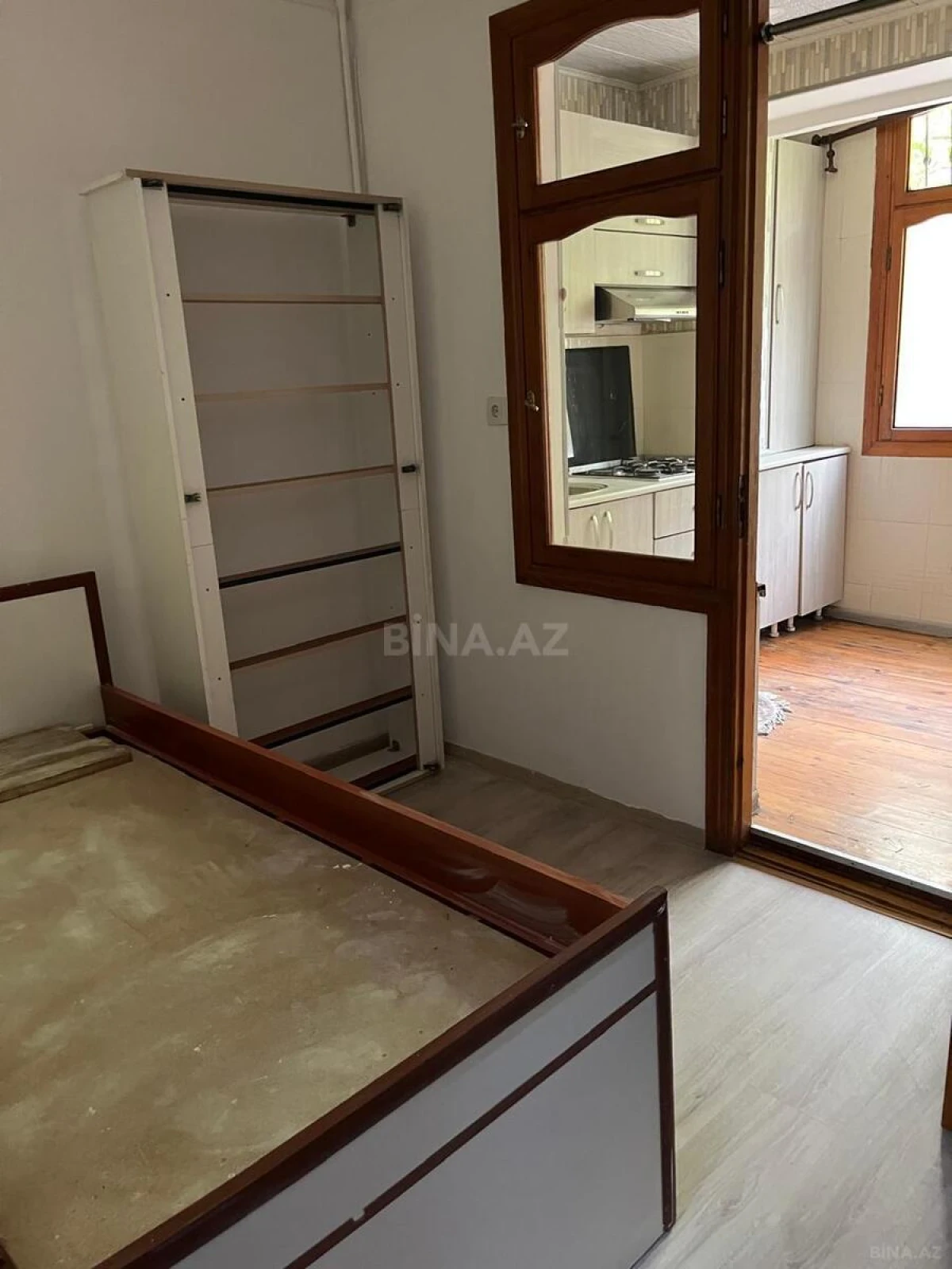 Kirayə verilir 2 otaqlı mənzil 70 m²