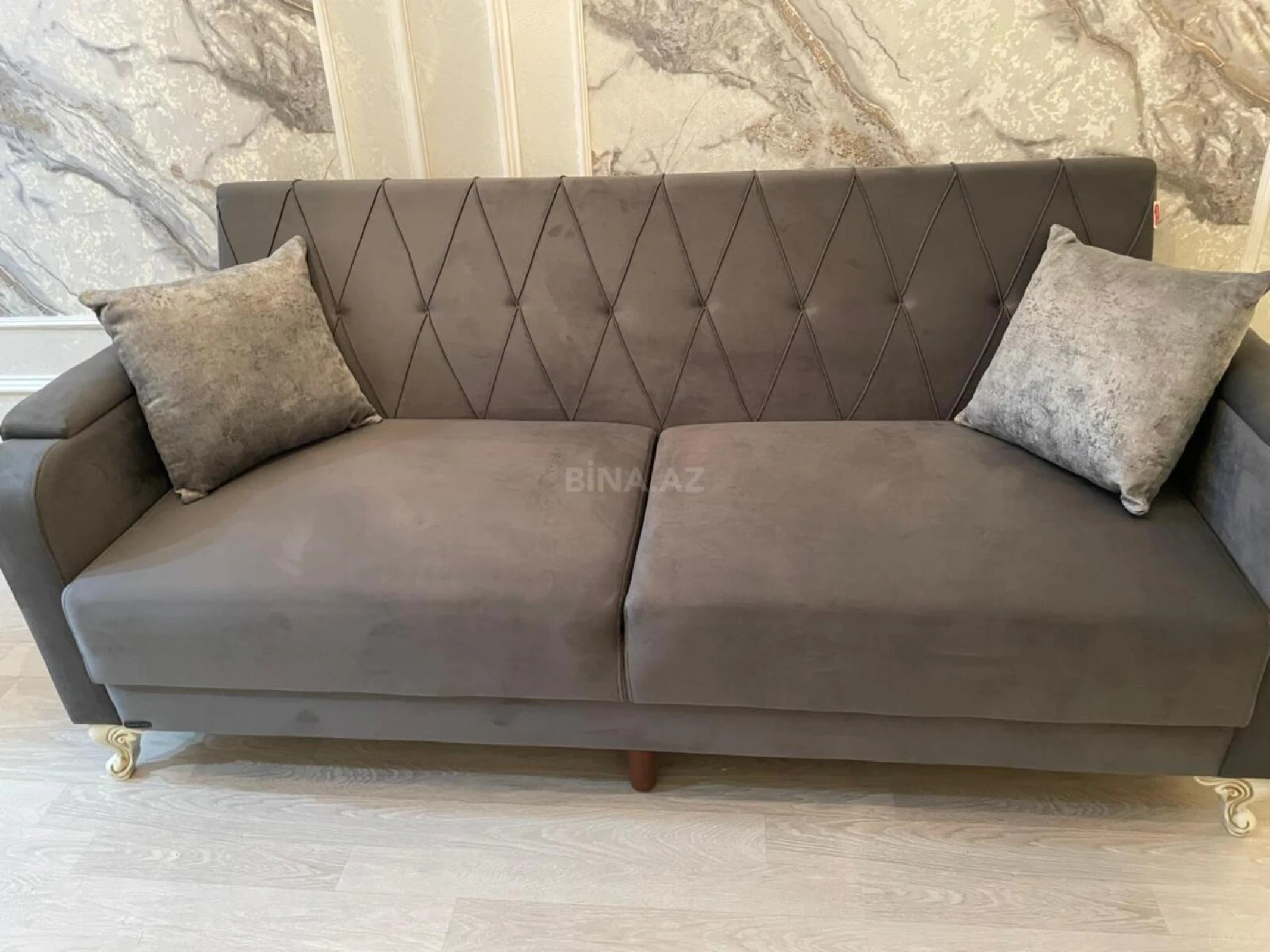 Kirayə verilir 2 otaqlı mənzil 55 m²