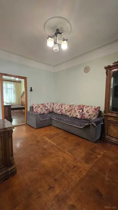 Satılır 2 otaqlı mənzil 55 m²