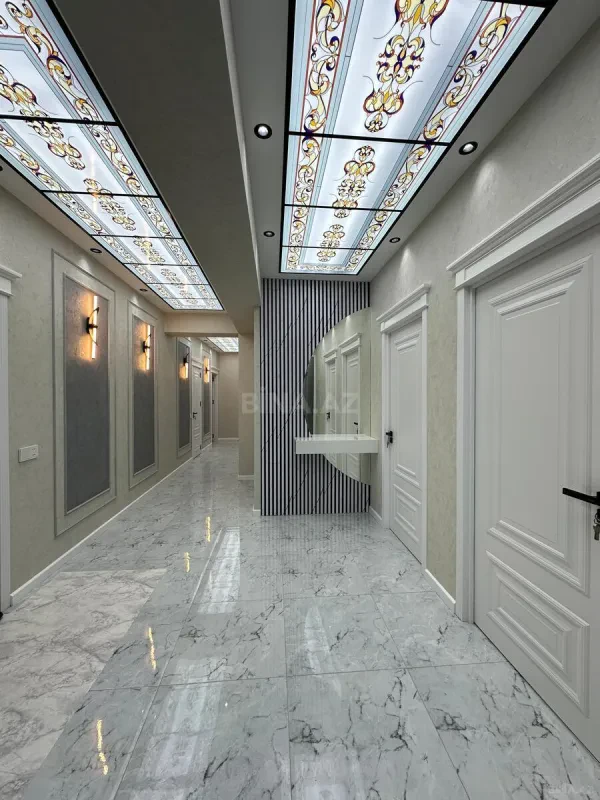 Satılır 4 otaqlı mənzil 155 m²