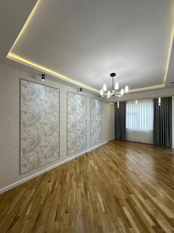 Satılır 4 otaqlı mənzil 155 m²