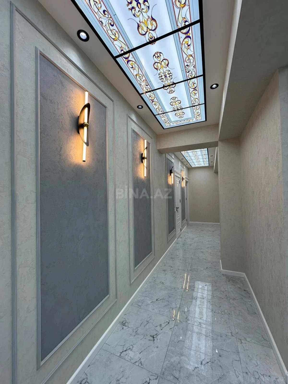 Satılır 4 otaqlı mənzil 155 m²
