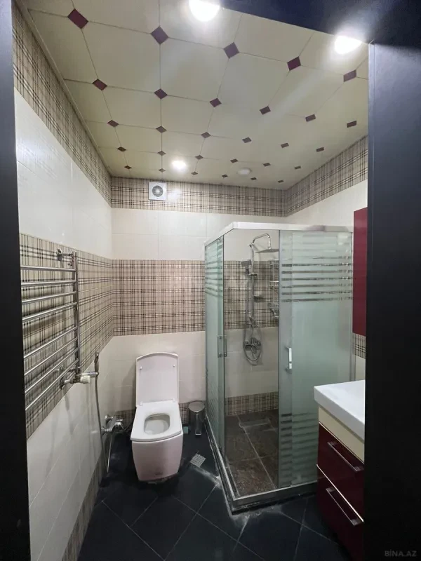 Kirayə verilir 3 otaqlı mənzil 140 m²