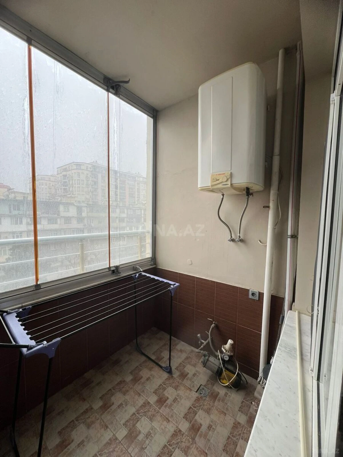 Kirayə verilir 3 otaqlı mənzil 140 m²