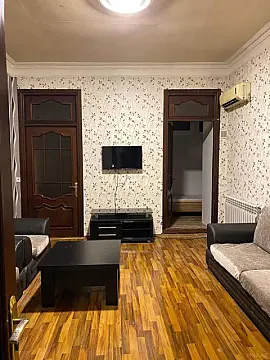 Kirayə verilir 3 otaqlı mənzil 50 m² — Bakı, Nərimanov 3 otaq 50.00 m²