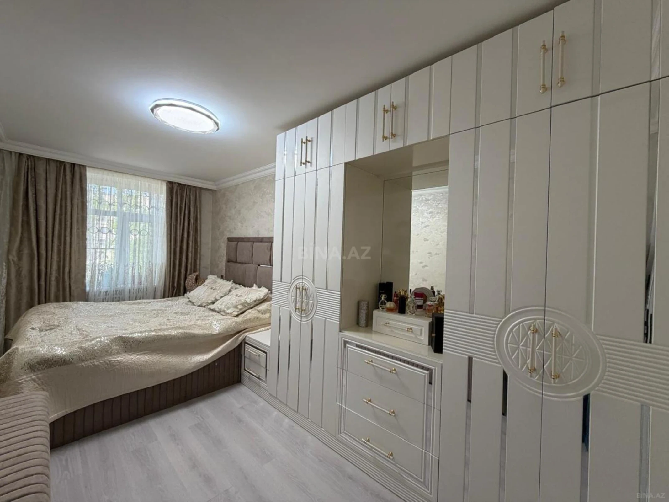 Satılır 2 otaqlı mənzil 50 m²