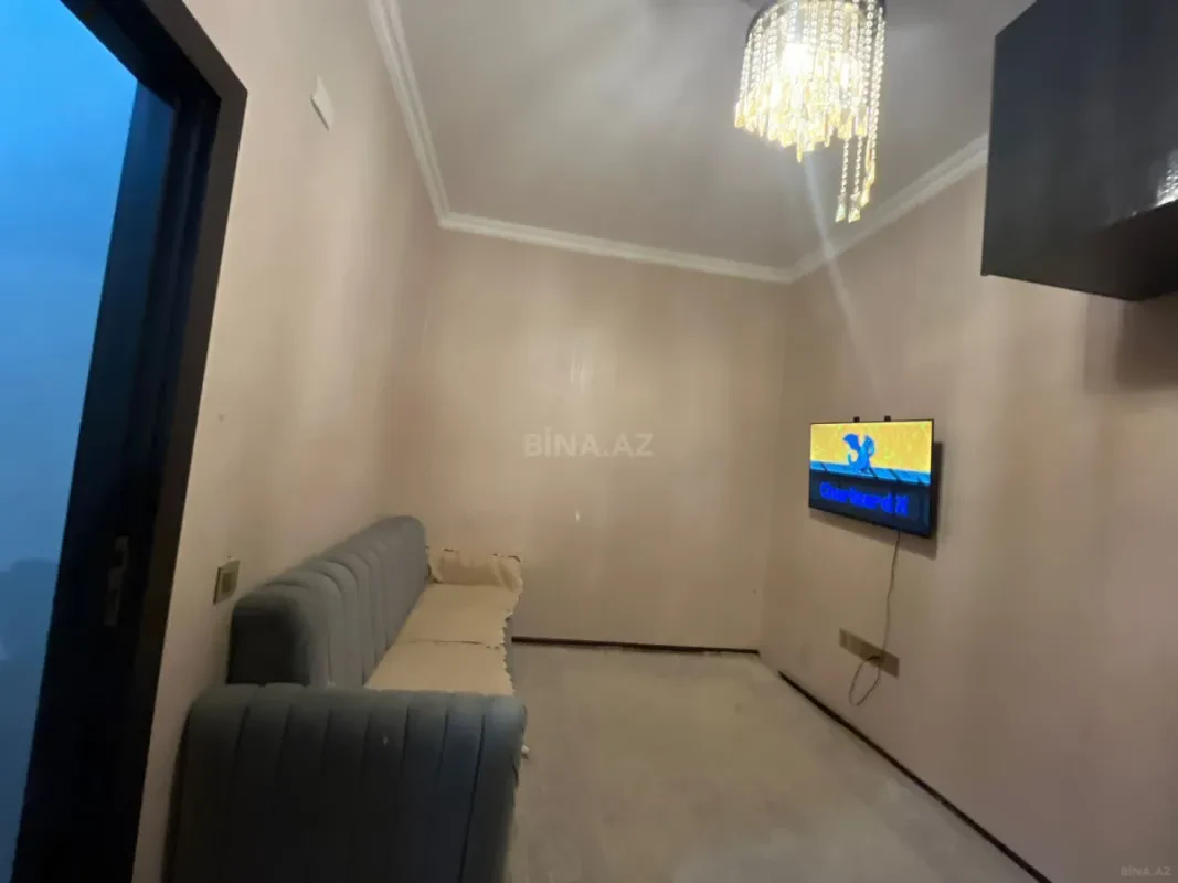 Satılır 2 otaqlı mənzil 42 m²