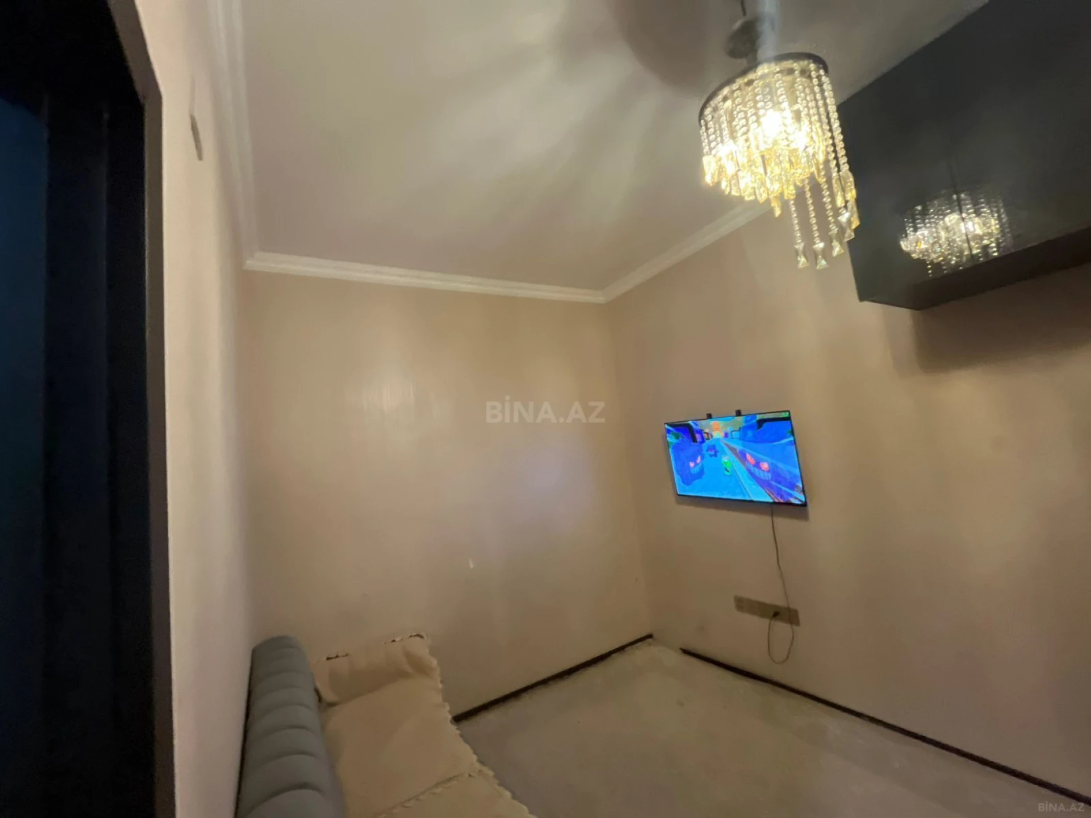 Satılır 2 otaqlı mənzil 42 m²