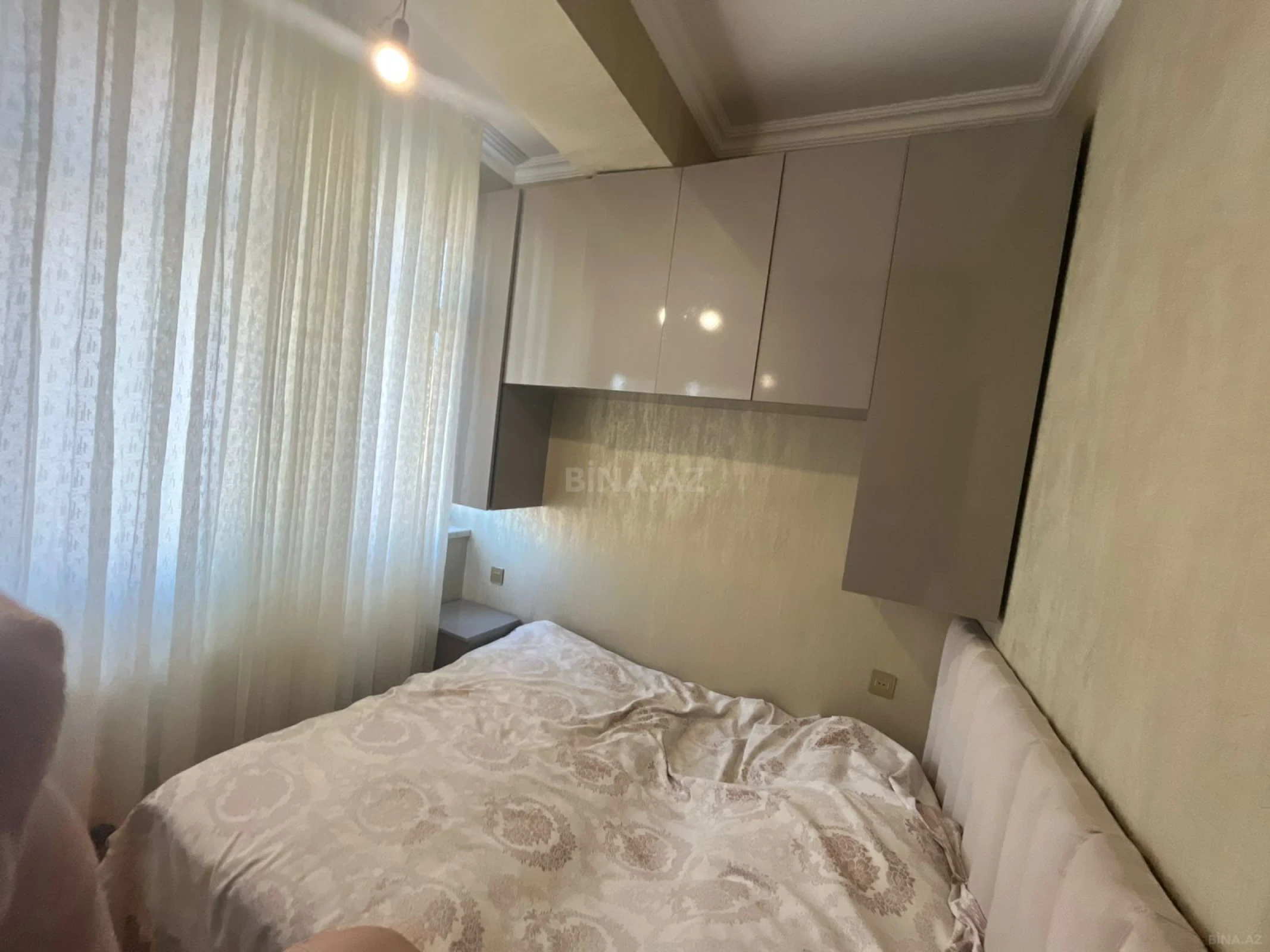 Satılır 2 otaqlı mənzil 42 m²