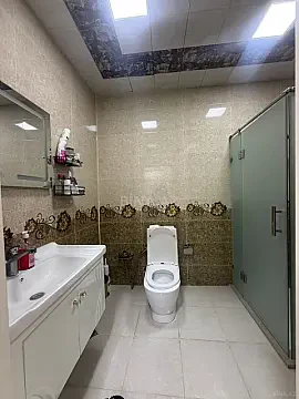 Kirayə verilir 2 otaqlı mənzil 70 m²