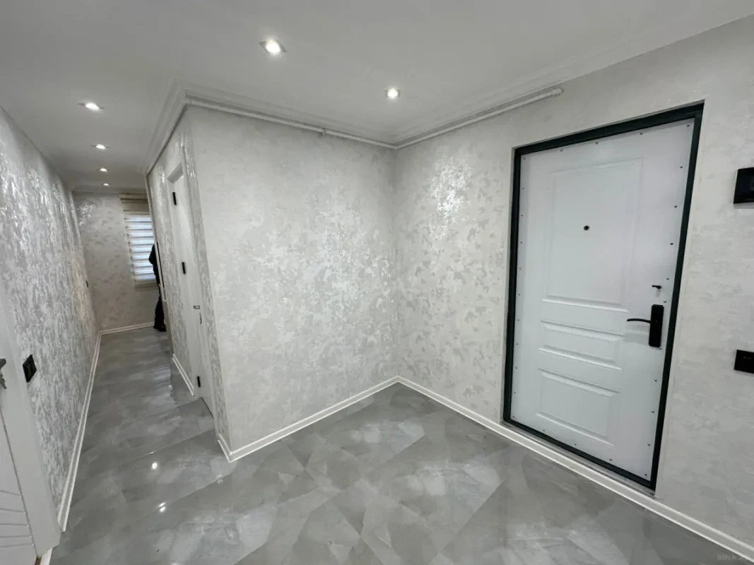 Satılır 3 otaqlı mənzil 80 m²