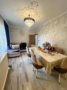 Satılır 2 otaqlı mənzil 60 m²