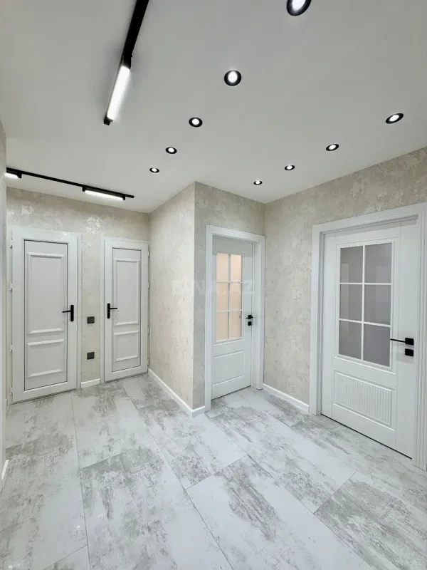 Satılır 3 otaqlı mənzil 70 m²