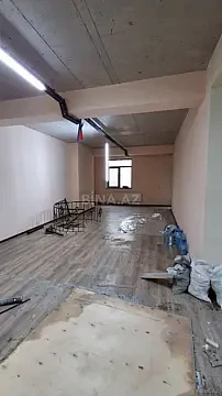 Satılır 3 otaqlı mənzil 130 m²