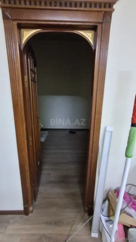 Satılır 3 otaqlı mənzil 130 m²