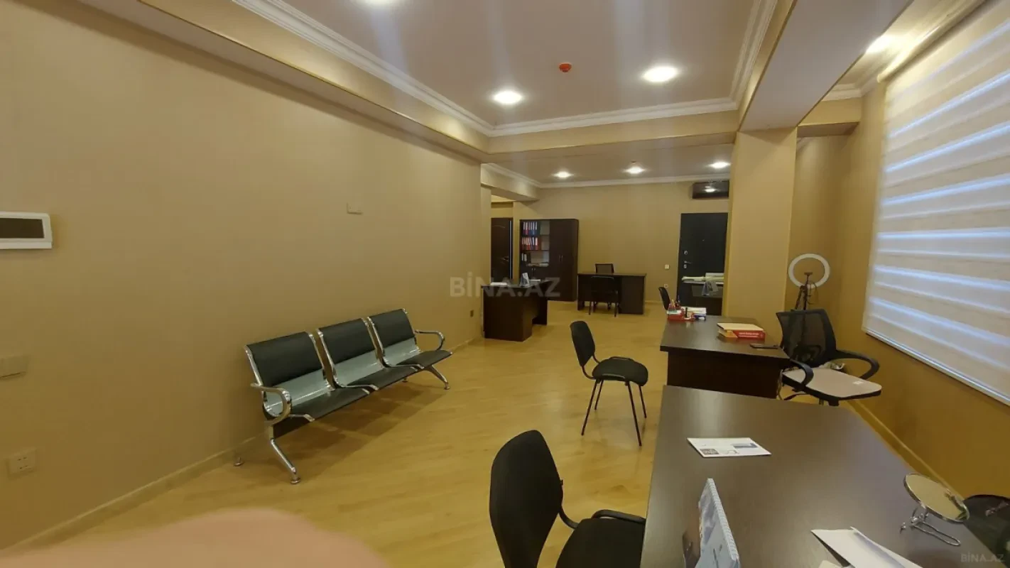Kirayə verilir 2 otaqlı ofis 120 m²