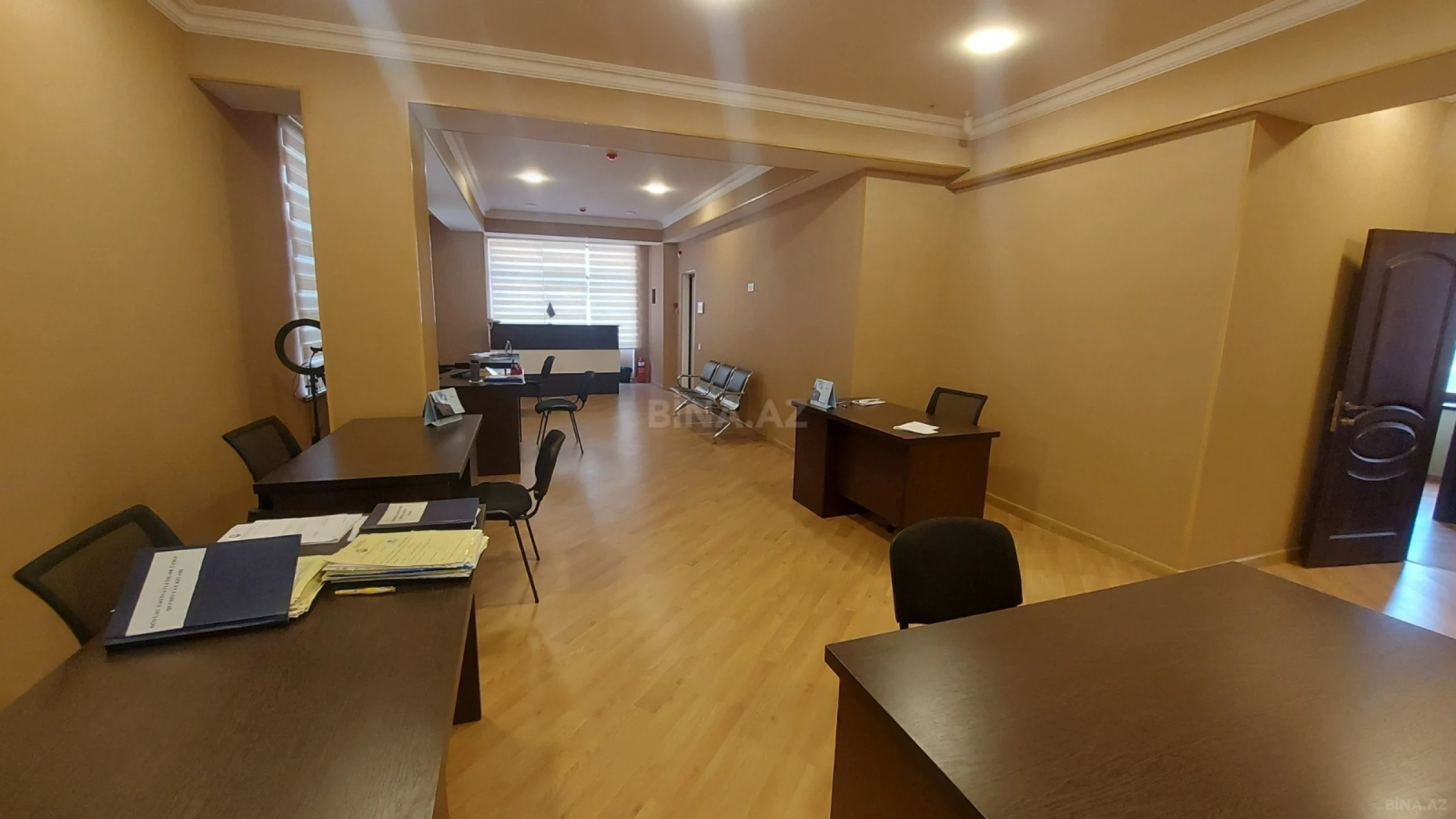 Kirayə verilir 2 otaqlı ofis 120 m²
