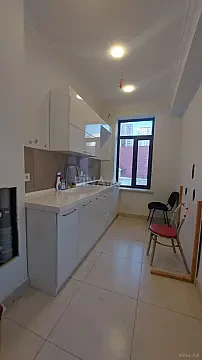 Kirayə verilir 2 otaqlı ofis 120 m²