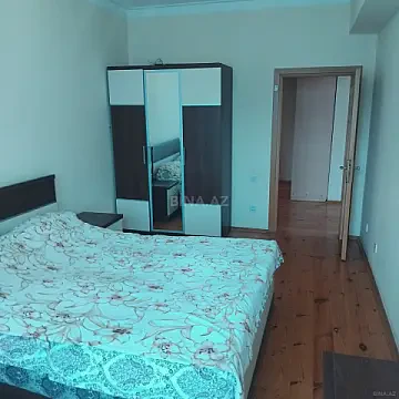 Satılır 3 otaqlı mənzil 92.6 m²