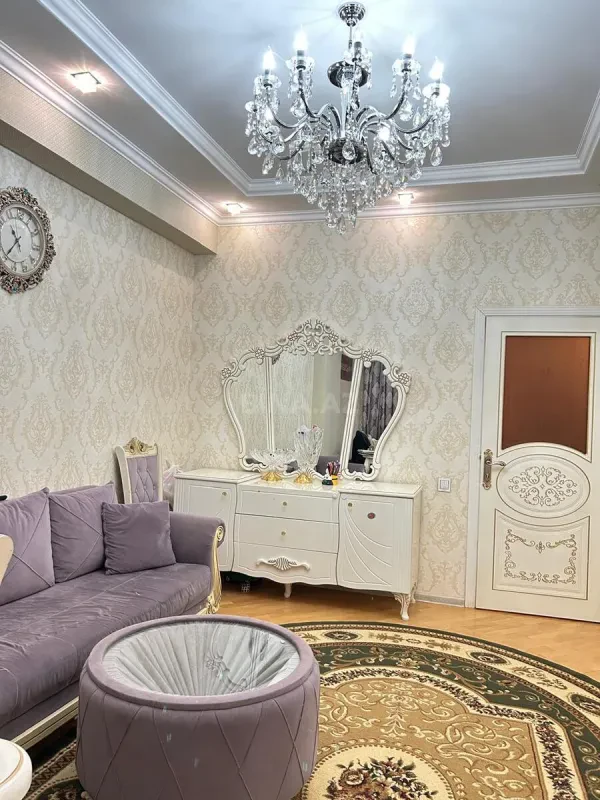 Satılır 2 otaqlı mənzil 58 m²