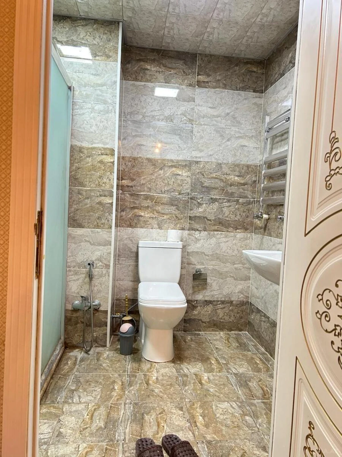 Satılır 2 otaqlı mənzil 58 m²