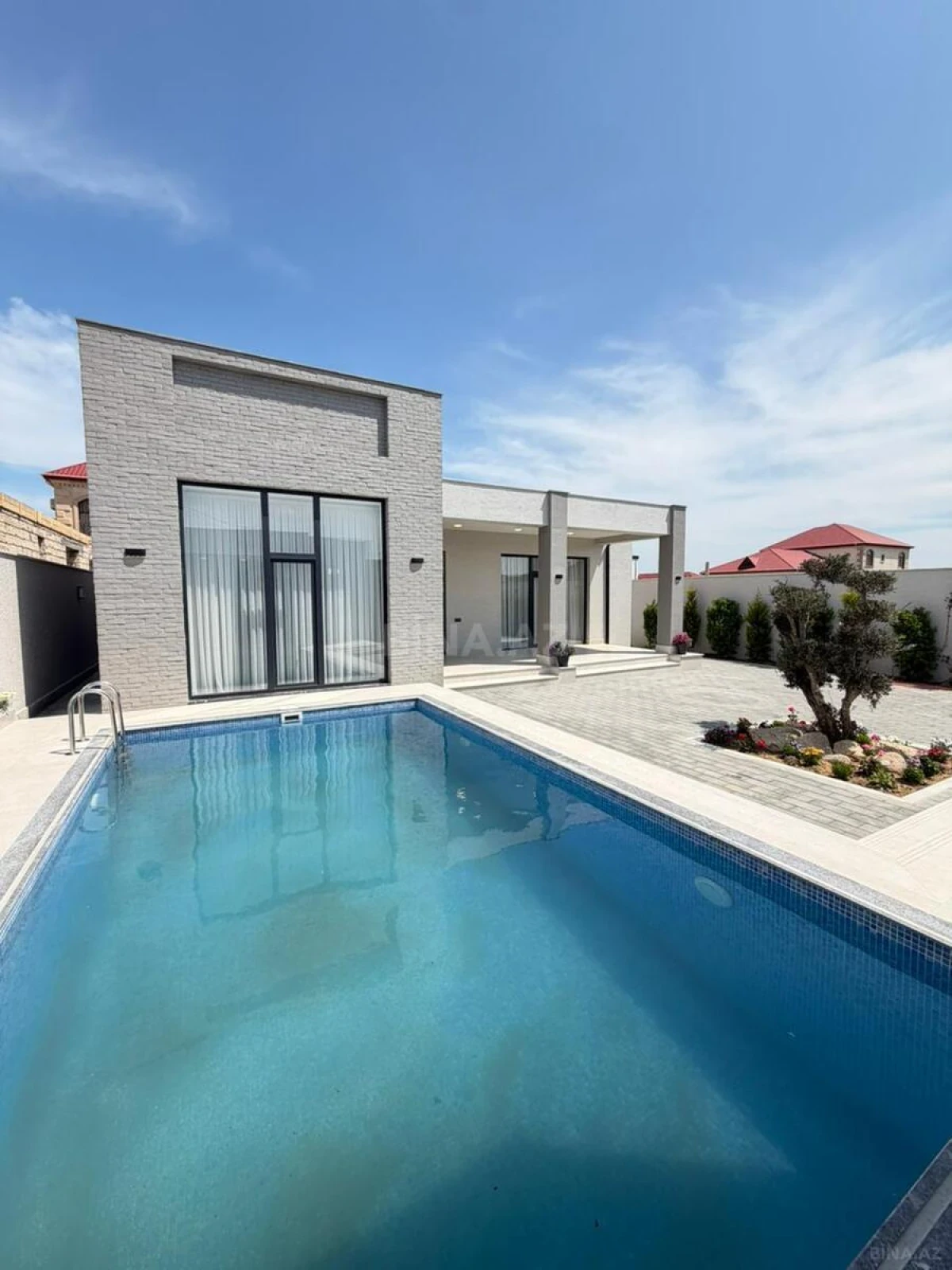 Satılır 4 otaqlı həyət evi 125 m²