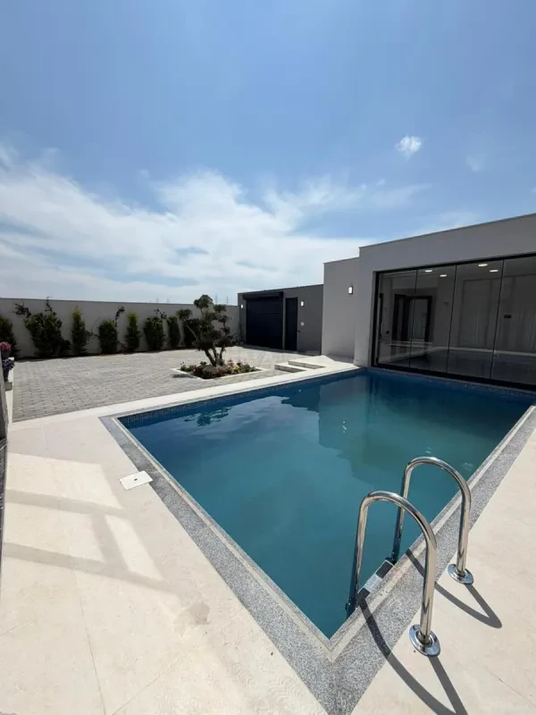Satılır 4 otaqlı həyət evi 125 m²