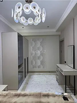 Kirayə verilir 2 otaqlı mənzil 70 m²