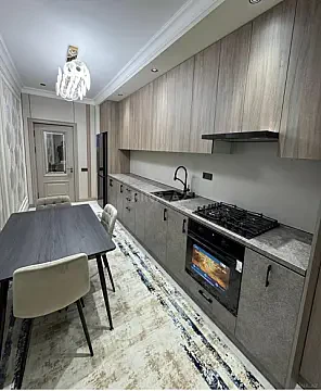 Kirayə verilir 2 otaqlı mənzil 70 m²