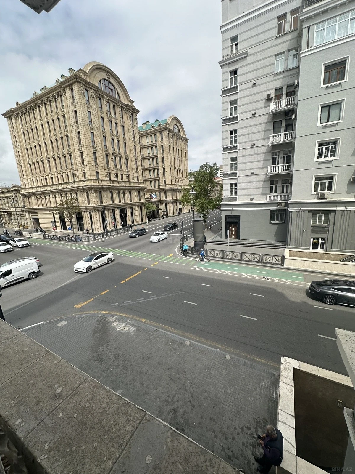 Satılır 2 otaqlı mənzil 65 m²