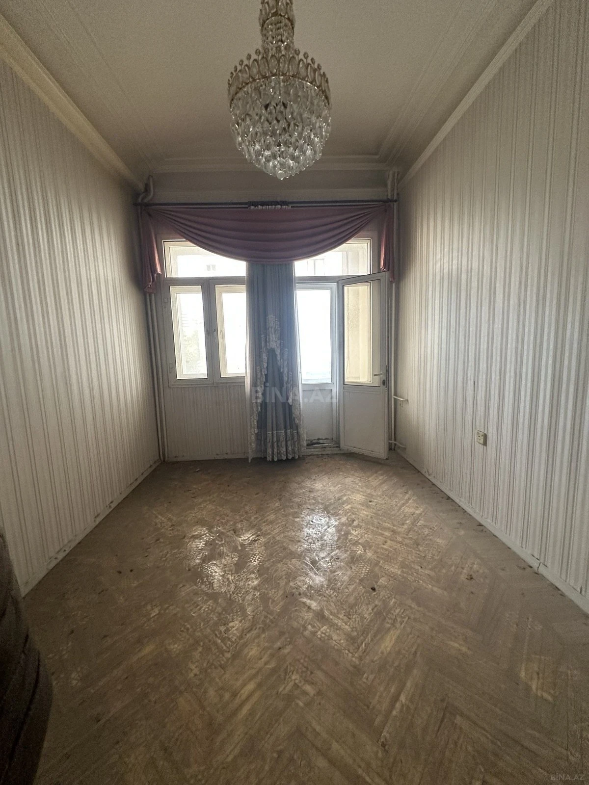 Satılır 2 otaqlı mənzil 65 m²
