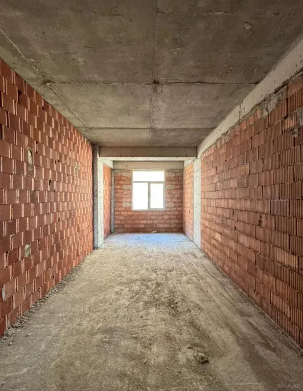 Satılır 3 otaqlı mənzil 166 m²