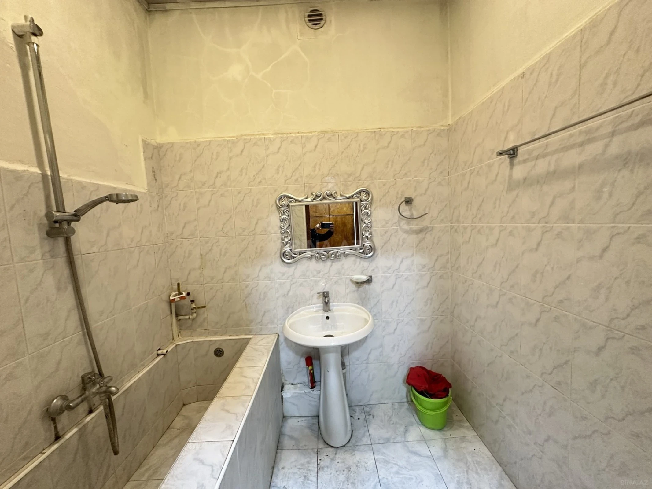 Kirayə verilir 2 otaqlı mənzil 54 m²