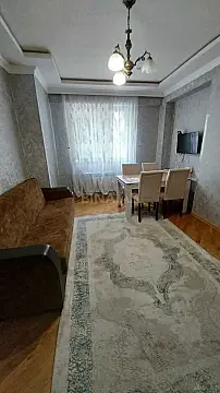 Satılır 2 otaqlı mənzil 52 m²