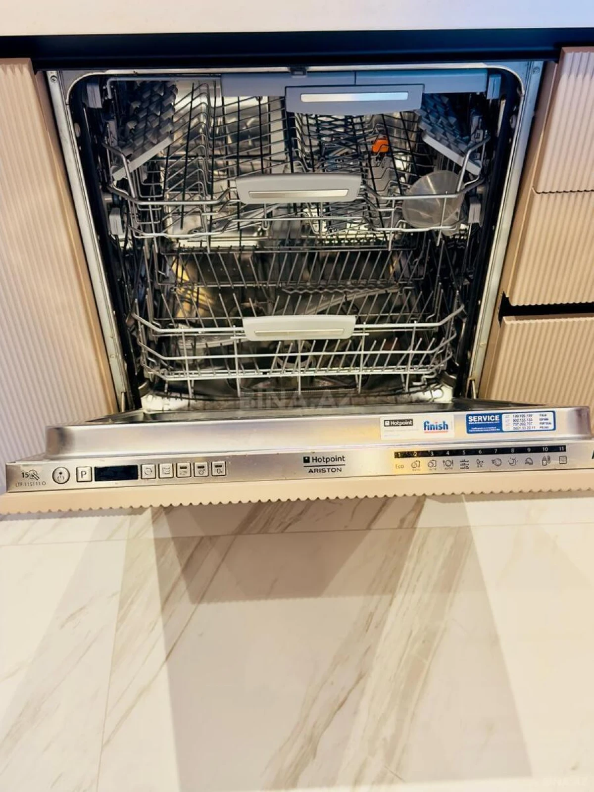 Kirayə verilir 3 otaqlı mənzil 140 m²