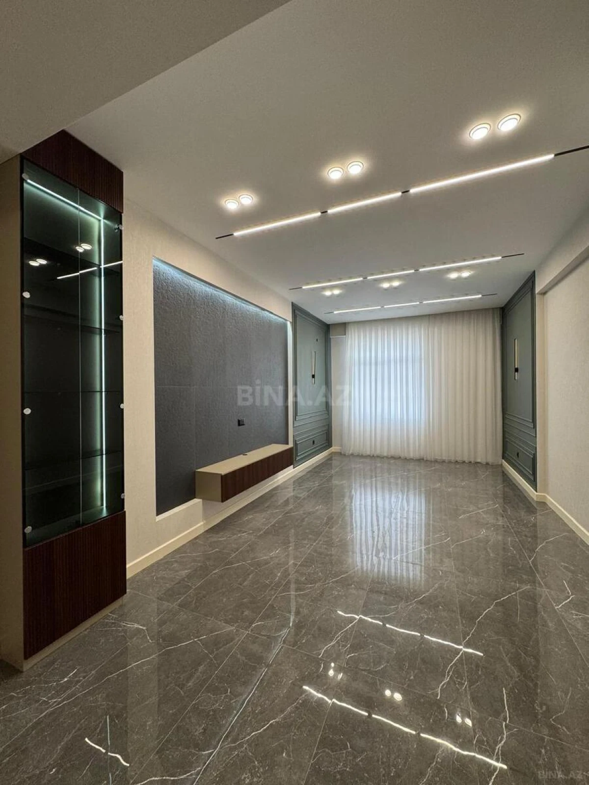 Satılır 2 otaqlı mənzil 86 m²