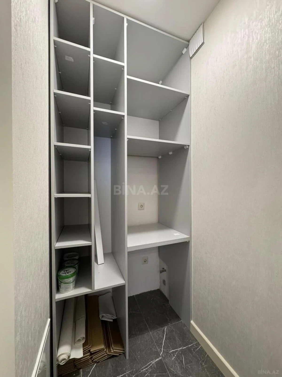 Satılır 2 otaqlı mənzil 86 m²
