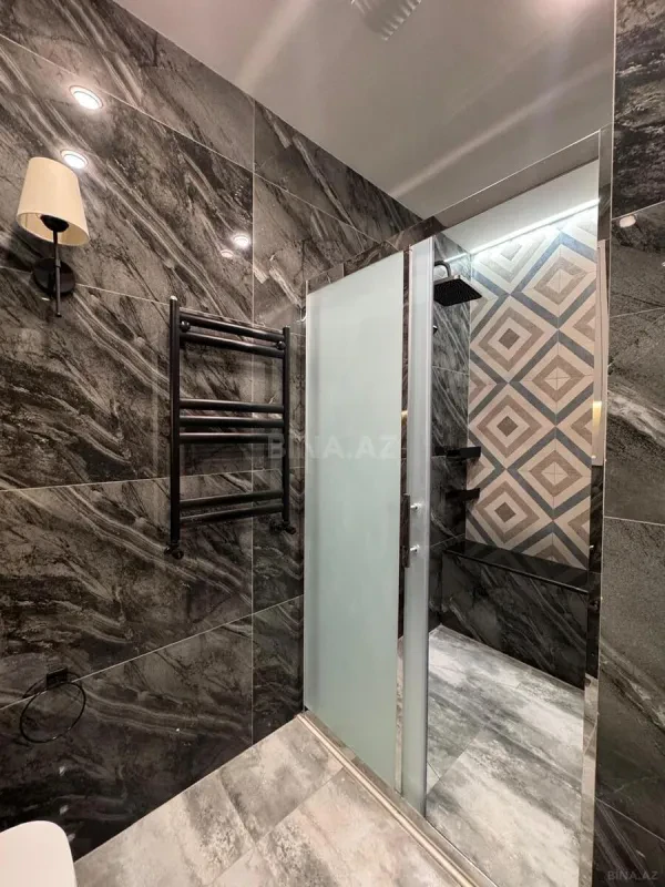 Satılır 2 otaqlı mənzil 86 m²