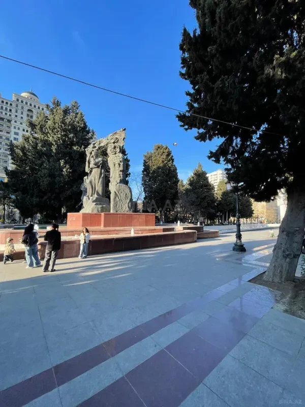 Satılır 2 otaqlı mənzil 60 m²