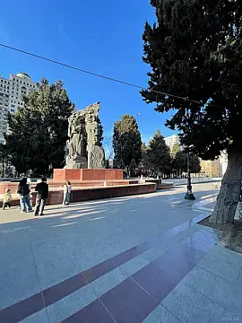 Satılır 2 otaqlı mənzil 60 m²