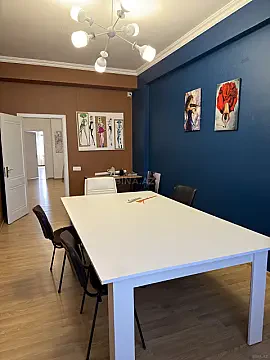 Kirayə verilir 1 otaqlı ofis 20 m²