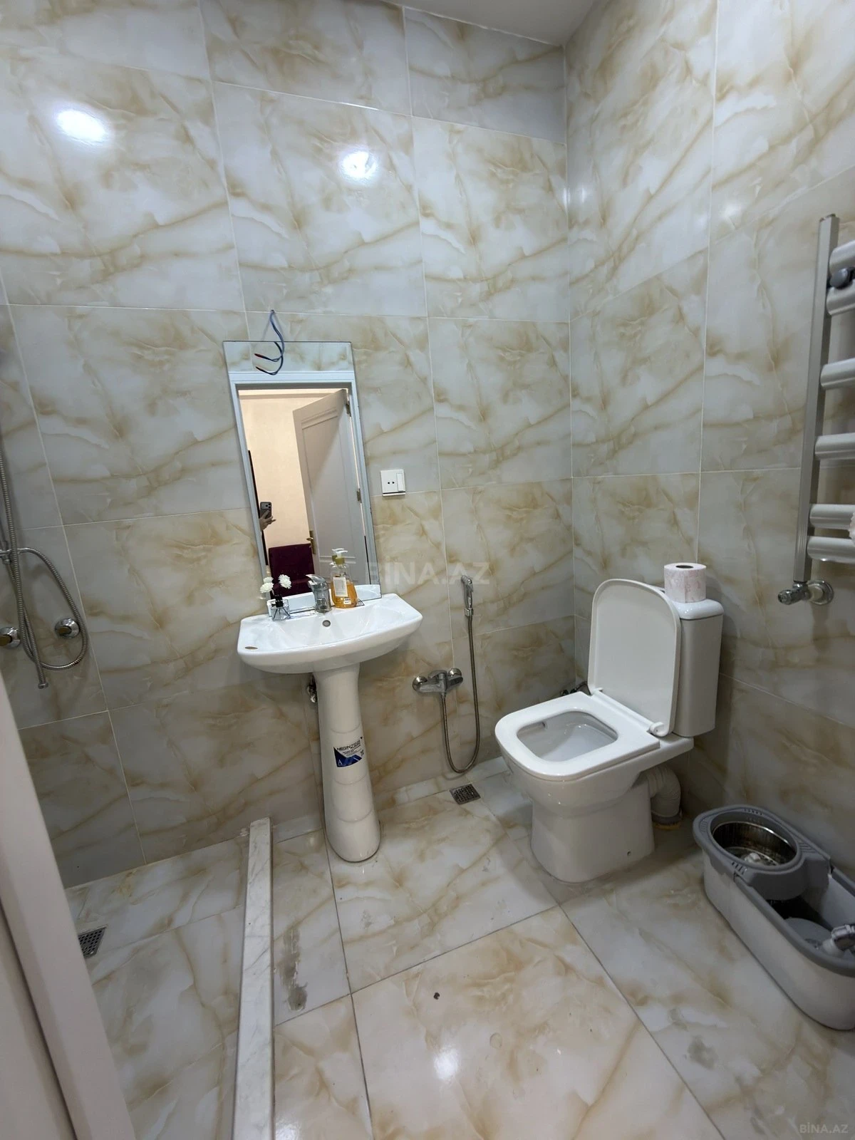Kirayə verilir 1 otaqlı ofis 20 m²