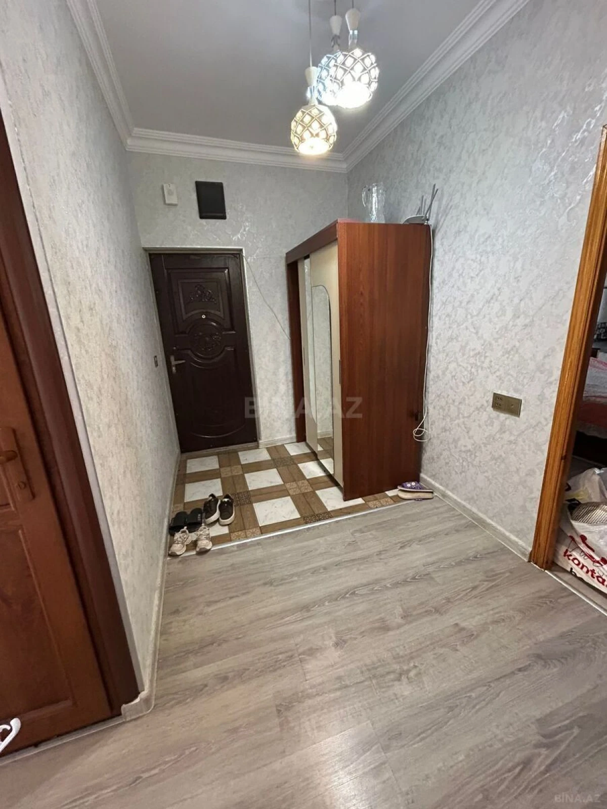 Satılır 3 otaqlı mənzil 90 m²