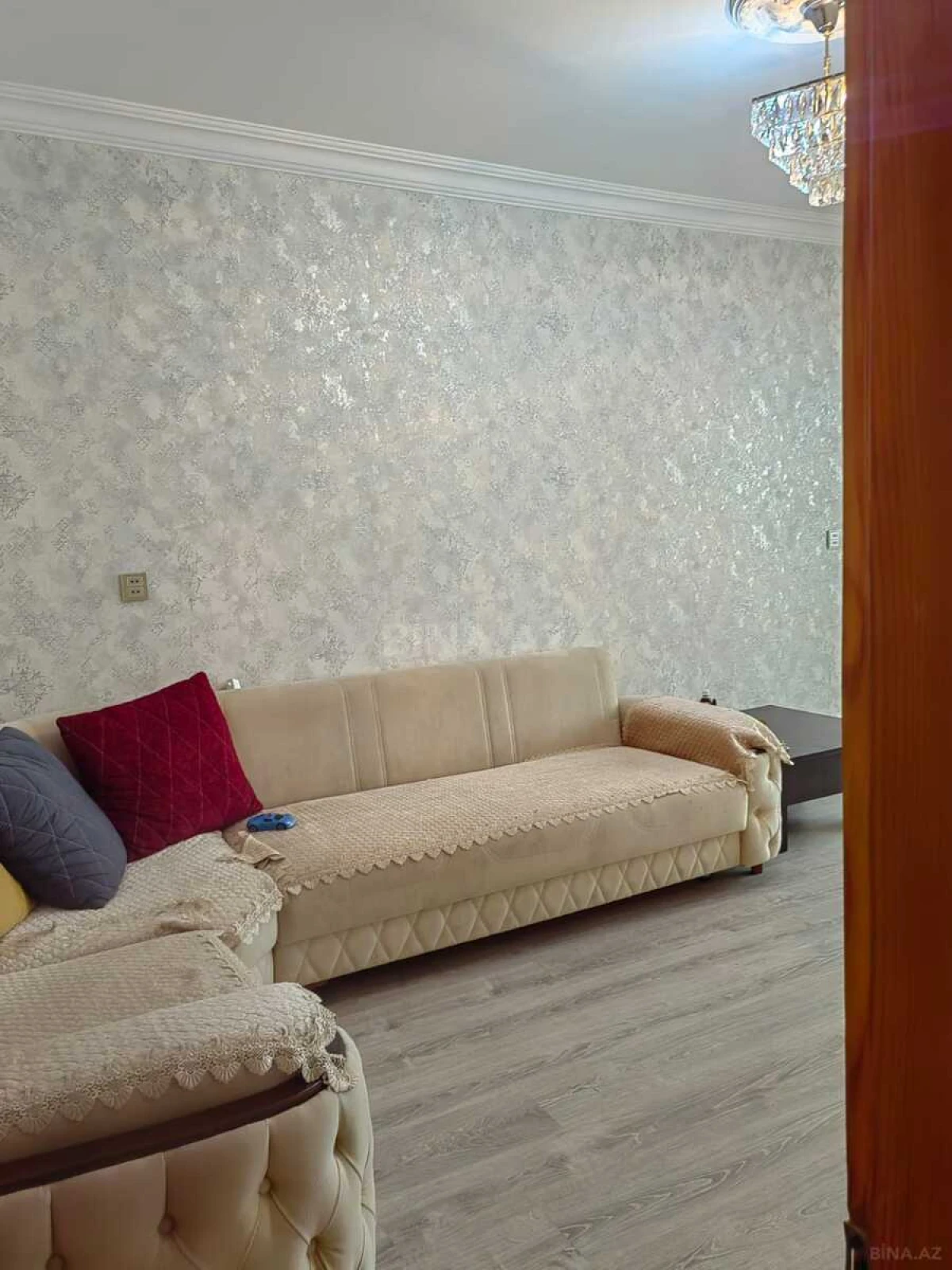 Satılır 3 otaqlı mənzil 90 m²