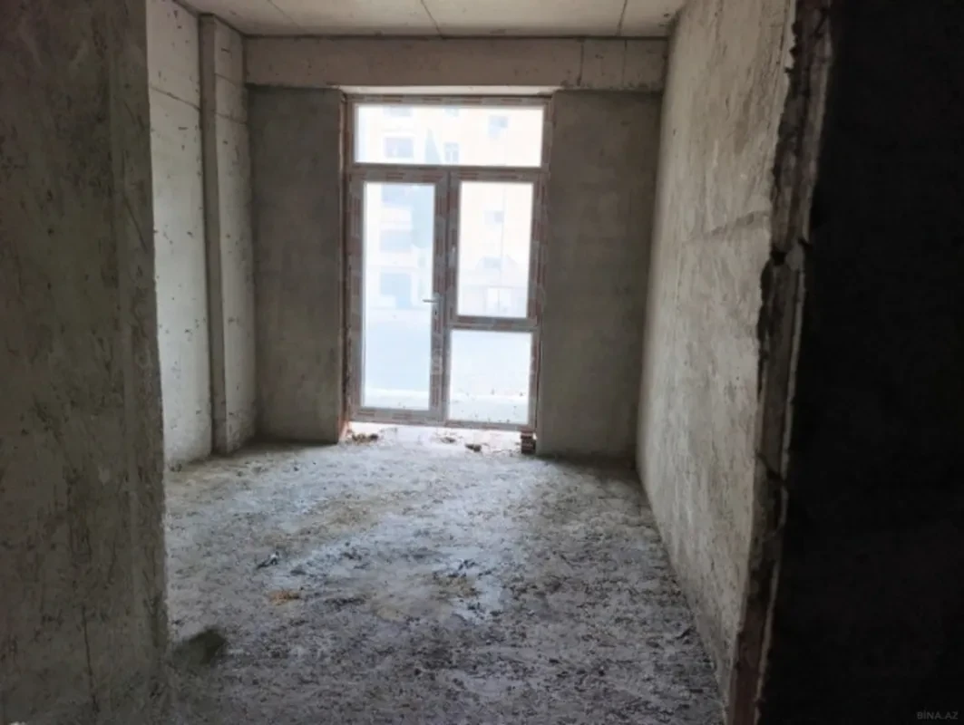 Satılır 2 otaqlı mənzil 77 m²