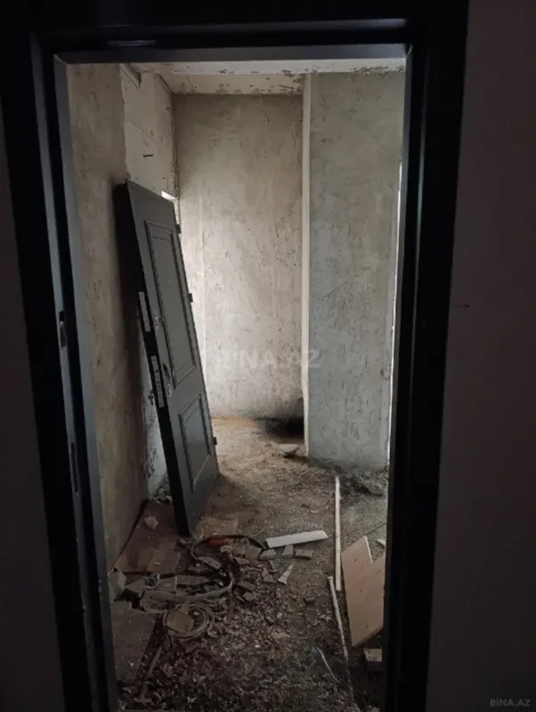 Satılır 2 otaqlı mənzil 77 m²