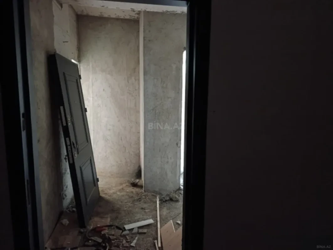 Satılır 2 otaqlı mənzil 77 m²