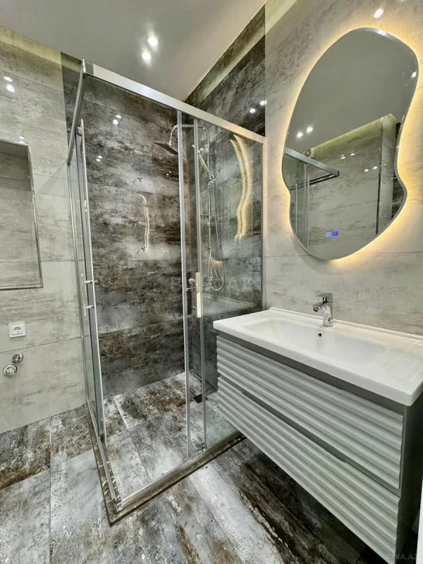 Satılır 3 otaqlı mənzil 107 m²