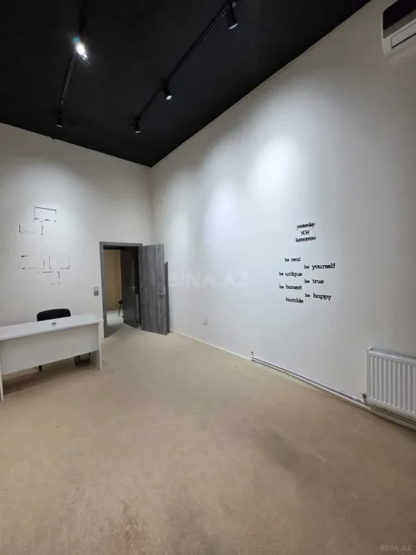 Kirayə verilir 1 otaqlı ofis 19 m²